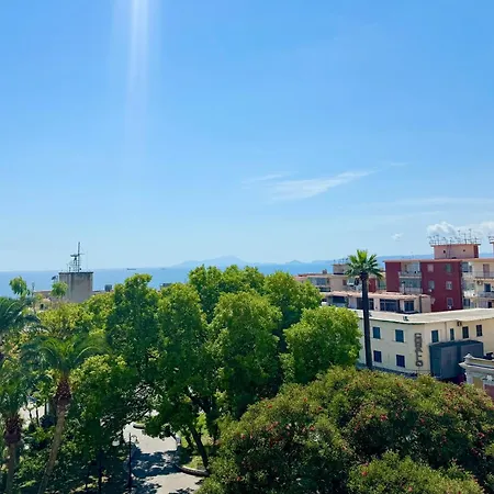 Apartahotel Lucia 3*